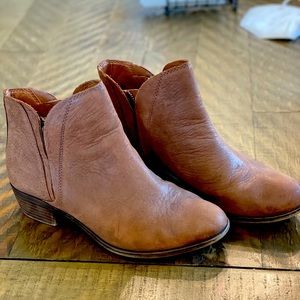 Lucky brand boots